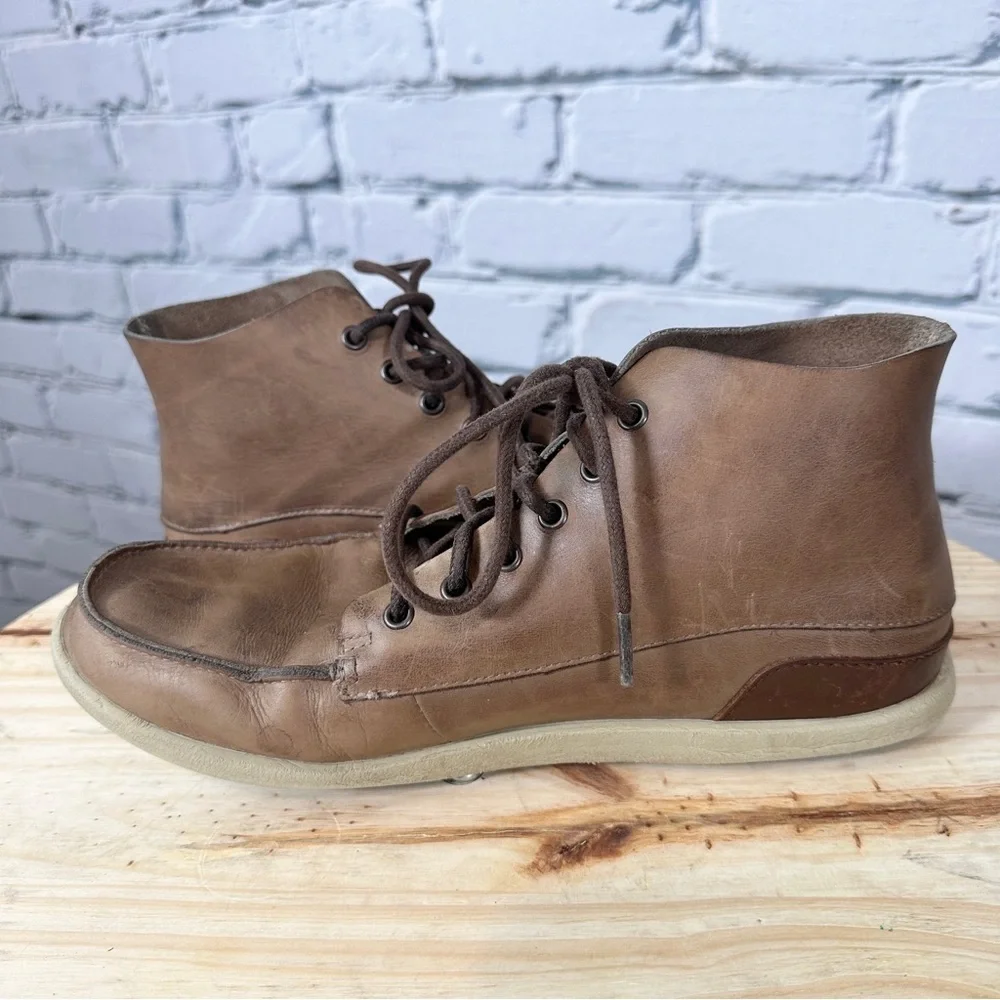 OluKai Men's Nalukai Chukka Ankle Boots Leather Sz US M9 EUR 42 Brown Lace Up